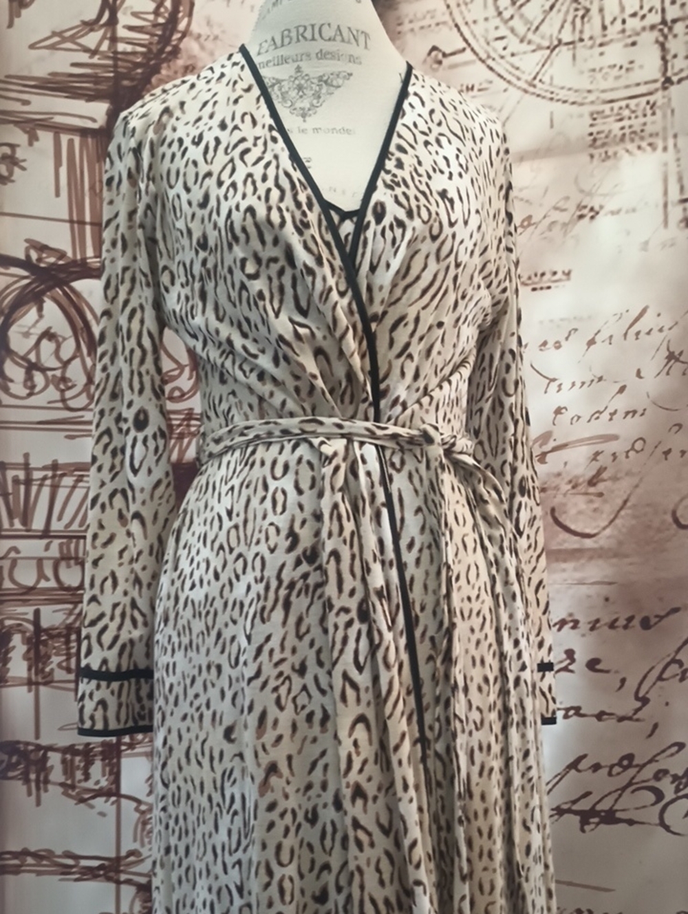 Vintage Jones New York Taupe and Black Leopard Nightgown And Robe Set